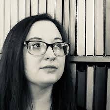 Allison Pearl's Instagram, Twitter & Facebook