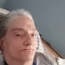 Jewish Woman in Philadelphia Seeking Connection and Friendship