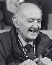 We join the rest of the Rugby League community in mourning the passing of a  true legend of the sport in Ray French MBE this afternoon. Ray was one of  the sport's