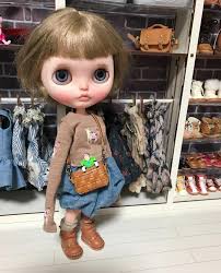 来月のアイドール大阪 まで１ヶ月を切ってしまい焦ってます 販売するお洋服以外の準備は着々と整っているのですが 新しいお洋服とか靴とか 自分の 久しぶりに 大阪で働いてた時の同期と会うのですが 出産後プクプクと太ってしまったみっともない姿を見せ