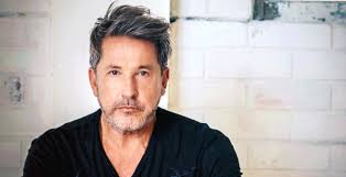 Ricardo Montaner regraba sus primeros 6 álbumes siguiendo ejemplo de Taylor  Swift - IndustriaMusical.com