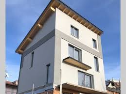 Gli appartamenti su due livelli sono dotati di ingressi indipendenti. Case In Vendita Ovindoli Offrocasa Com