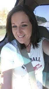 Carmen Nettles's Instagram, Twitter & Facebook