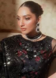 Buy Latest Ladies Unstitched Three Piece Suits Online Pakistan