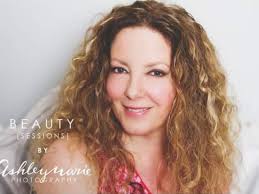 Sherri Drake's Instagram, Twitter & Facebook