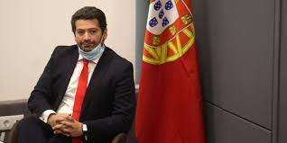 Portugal's dauntless andré ventura rattles a lethargic political elite. Andre Ventura Le Nouveau Visage De L Extreme Droite Portugaise