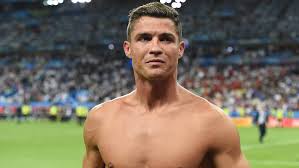 Feb 02, 2021 · cristiano ronaldo is a footballer who needs no introduction. Em Countdown Grigg S On Fire Die Bittersussen Tranen Des Cristiano Ronaldo N Tv De