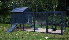 Backyard large chicken run house outdoor chicken pen coop as your pet chicken grows bigger and bigger, they need more space to stretch out there are 180 backyard chicken runs suppliers, mainly located in asia. The Ultimate Guide To Keeping Happy Healthy Chickens