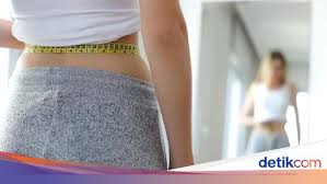 Cara menurunkan berat badan banyak dicari oleh orang, pasalnya adalah banyak pria maupun wanita memiliki masalah dengan berat badan. Daripada Pakai Obat Pelangsing Cara Sehat Ini Bisa Turunkan Berat Badan