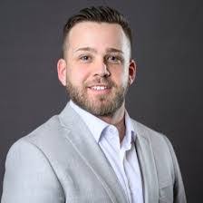 Scott Navitsky's Instagram, Twitter & Facebook