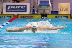 Japan's honda tomoru and italy's federico burdisso finished second and third, respectively, with 1:53:73 and 1:54:75.honda's efforts provided the host nation with its second. Video Fantastischer Weltrekord Von Kristof Milak Uber 200m Schmetterling
