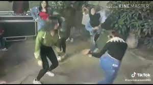 يتساءل كثيرين عن الحالة الصحية للإعلامي وائل الإبراشي، خاصة بعد غيابه عن الشاشة منذ شهور بعد إصابته بفيروس كورونا المستجد. Ù…Ø¬Ù…ÙˆØ¹Ø© Ù…Ù† Ø§Ù„Ø´Ø¨Ø§Ø¨ Ø§Ù„Ø­Ø²ÙŠÙ† ÙŠÙ†Ø´Ø±ÙˆÙ† Ù…ÙŠÙ…Ø² Ø¹Ù†ØµØ±ÙŠØ© Ù…Ù† Ø£Ø¬Ù„ Ø§Ø³Ø¹Ø§Ø¯Ùƒ