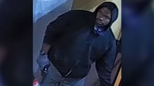 Por suerte contaremos con un buen arsenal de armas para. Manhunt On For Suspect Who Shot Dunkin Donuts Manager In Head During Pre Dawn Robbery Abc News