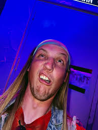 EEEEUUUUUWHATRE YOU DOING HERE??? SEE U AT THE MACHINE SHOP TONIGHT IN  FLINT, MI w/ @fasterp_ssycat @supersuckers & @thelonelyonesband WILL WE  MATCH SLIM TENDIE TONIGHT??? MAYBE. MAYBE NOT. COME TO THE SHOW