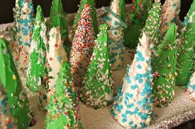 5 fast & fab ideas. Ice Cream Cone Xmas Trees Recipe