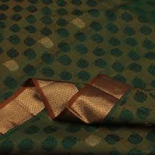 Pin By Lavannya On Kanjievaram Sarees Green Saree Hand Weaving Saree Designs