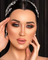 Soft & Feminine✨ ميك اب لوك ناعم و راقي✨ بتفضلو الميك اب الناعم الخفيف ولا  التقيل؟ 💭 Done by Loro Capelli Team💄