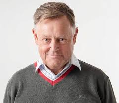 Gamla Majgrabbar, Program