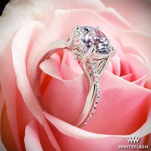 A Guide to Creating Your Dream Custom Engagement Ring