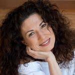 Anita Crites's Instagram, Twitter & Facebook