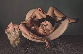 Billie eilish is among the speakers confirmed for vogue's annual forces of fashion summit.the 'your power' singer, who recently wowed in a gucci corset and latex skirt on the cover of british. British Vogue Billie Eilish By Craig Mcdean Image Amplified