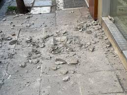 Στη χώρα μας έχουν γίνει αρκετοί φονικοί σεισμοί ενώ ιδιαίτερα γνωστός είναι ο σεισμός της πάρνηθας το 1999. Seismos Twra Sthn Elassona Ais8htos Kai Sthn Attikh