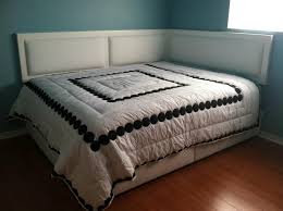 Corner Headboard Bed In Corner Corner Bed Headboard Corner Headboard These corner headboard come with amazing features and enhance safety and the quality of sleep.