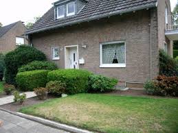 In viersen sind 1.129 immobilien für den objekttyp häuser zum kauf verfügbar. Haus Zum Verkauf 41749 Viersen Suchteln Mapio Net