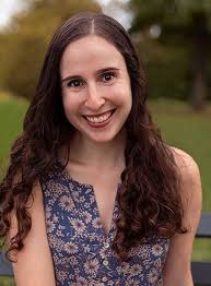 Amazon.com: It's a Whole Spiel: Love, Latkes, and Other Jewish Stories:  9780525646167: Locke, Katherine, Silverman, Laura, Bialik, Mayim: Books