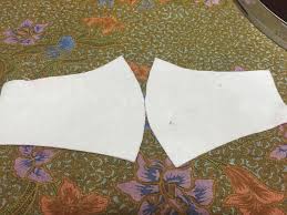 Cara pembuatan topeng langkah pertama adalah pembuatan cetakan topeng, ambil tanah liat secukupnya. Madam Azra Fesyen Cara Membuat Topeng Jerubu Mask