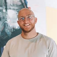 Matt Farrington's Instagram, Twitter & Facebook