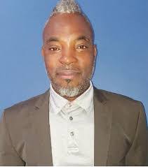 Damian Foster's Instagram, Twitter & Facebook