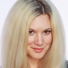 Nicole Showalter's Instagram, Twitter & Facebook