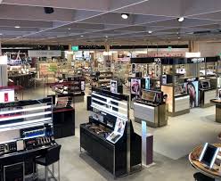 Maybe you would like to learn more about one of these? Harrods Opens First Standalone H Beauty Store In Lakeside Essex News Distribution 1244245