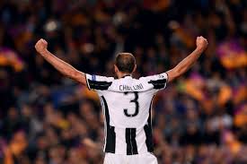Ayrıca giorgio chiellini, torino üniversitesinde ekonomi alanında yüksek lisans eğitimi görmüş, 2017 nisan'da mezun olmuştur. Uefa Champions League On Twitter Giorgio Chiellini At Juventus Club Debut 14 October 2005 Total Appearances 442 Trophies 12 Your Top 3 Bianconeri Legends Https T Co Abowsvkzuz