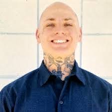 Gwen Corey's Instagram, Twitter & Facebook