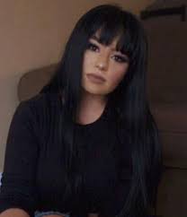 A mature actress known for her role as a wife of dr. Robin Mcgraw Reveals She Got An Eyebrow Transplant That Completely Changed Her Look