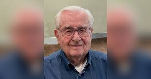 Gordon Grover's Instagram, Twitter & Facebook