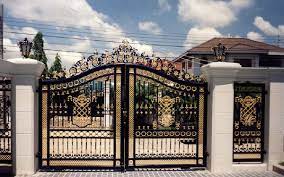 Namun, diluar fungsinya, pagar tetap harus menunjukkan nilai estetika. Model Pagar Rumah Mewah Terbaru Blog Qhomemart
