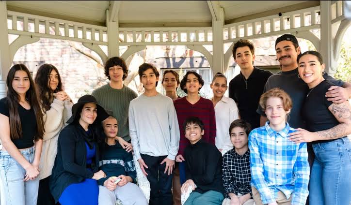 Octomom' Natalie Suleman Now: Inside Her Life With 14 Kids Today