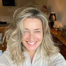 Paulina porizkova (born pavlína pořízková; Paulina Porizkova 56 Posts Unedited Selfies To Celebrate Aging