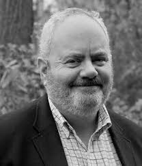 Making it real Israeli singer/songwriter performing in Hamilton