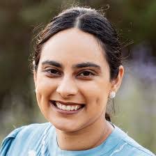 Doan Dang's Instagram, Twitter & Facebook