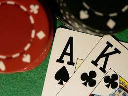 How To Play Ace King In A Poker Tournament Poker Tournament Casino Slot Games Online Casino Slots