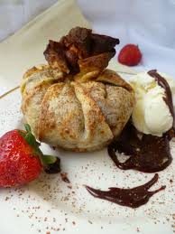Moelleux Au Chocolat En Aumonieres Soft Chocolate Cake In A Beggar S Purse Food Sweets Recipes Holiday Cooking