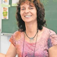 Eine Schulleiterin kehrt zurück