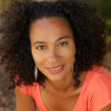 Renee Redding's Instagram, Twitter & Facebook