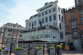 Its centre still shows off the rich history of the city. Dordrecht Alteste Stadt Hollands Am Wasser