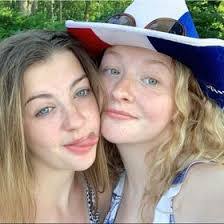 Abigail Roark's Instagram, Twitter & Facebook