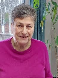 Betty Daye's Instagram, Twitter & Facebook